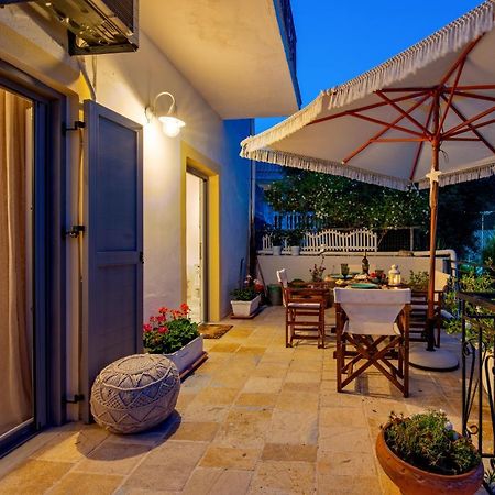 ガイオスMarilu'S, Paxos Port Houseアパートメント エクステリア 写真