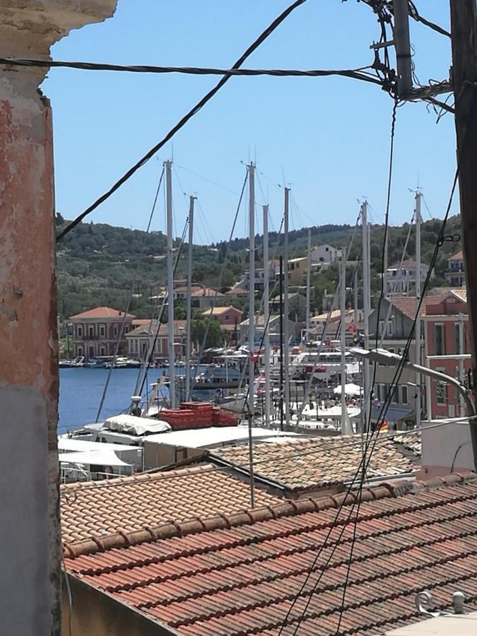 ガイオスMarilu'S, Paxos Port Houseアパートメント エクステリア 写真